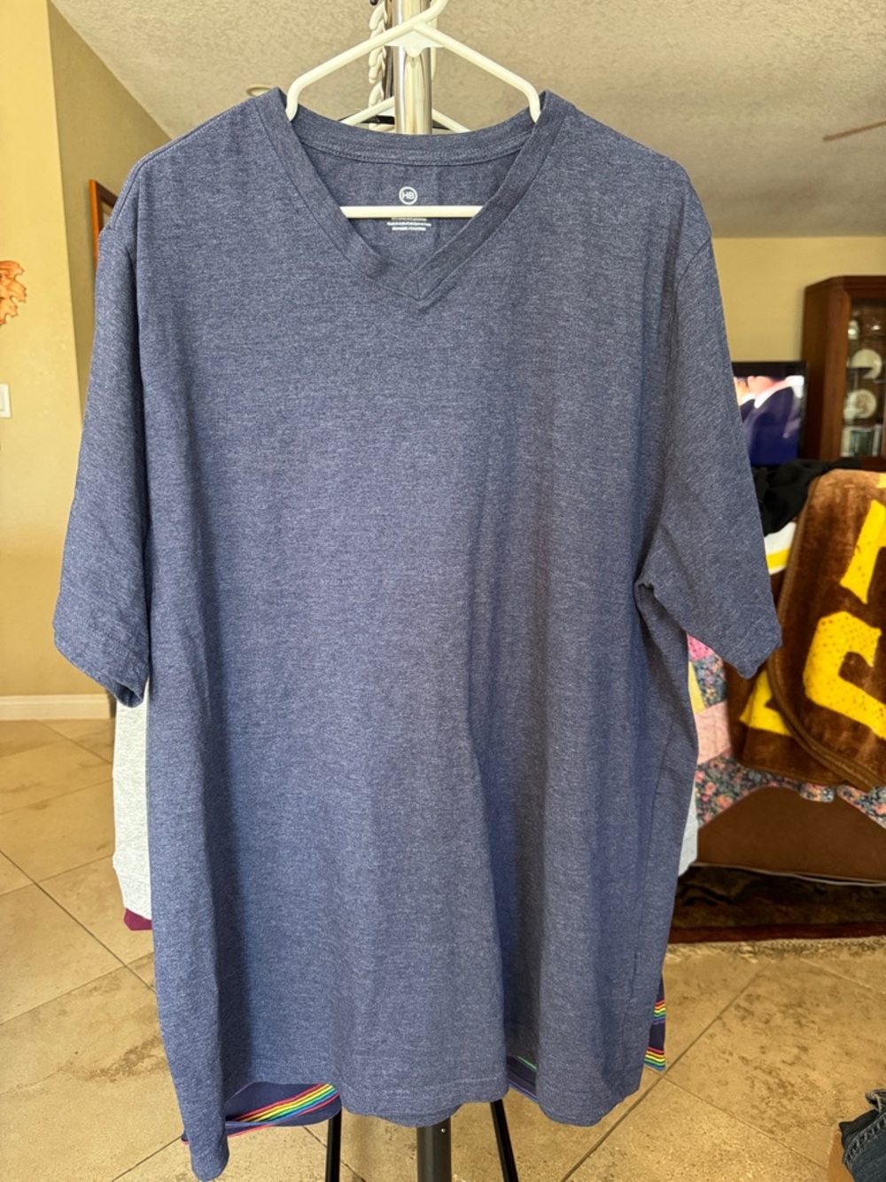 Men's Short Sleeve V-Neck Tee - Heather Navy
